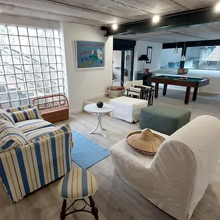 La Lumbre: Encanto Con Piscina Todo El Ano Villa Castillejo de Mesleon