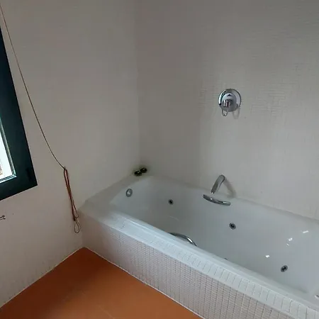 La Lumbre: Encanto Con Piscina Todo El Ano Villa *