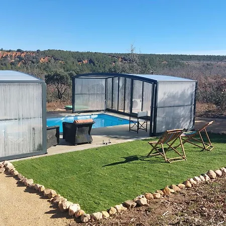 La Lumbre: Encanto Con Piscina Todo El Ano Villa Castillejo de Mesleon