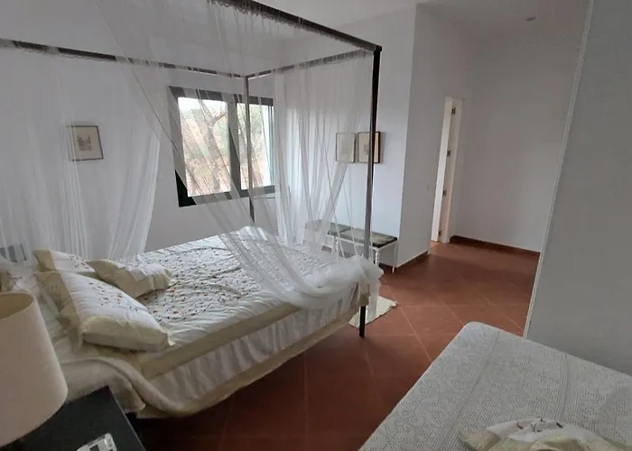 La Lumbre: Encanto Con Piscina Todo El Ano Villa Castillejo de Mesleón