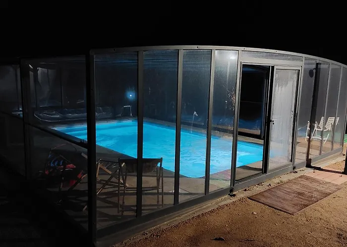 La Lumbre: Encanto Con Piscina Todo El Ano Villa Castillejo de Mesleón