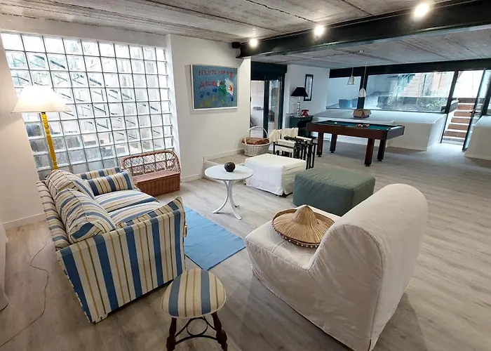 La Lumbre: Encanto Con Piscina Todo El Ano Villa Castillejo de Mesleón