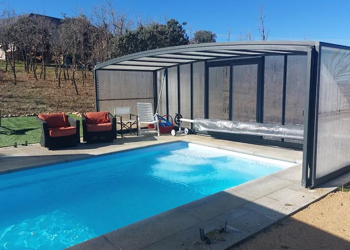 Villa La Lumbre: Encanto Con Piscina Todo El Ano